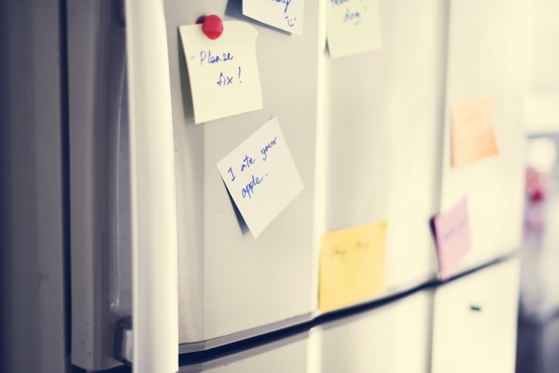 10 Obvious Signs That You Need a New Refrigerator/Fridge