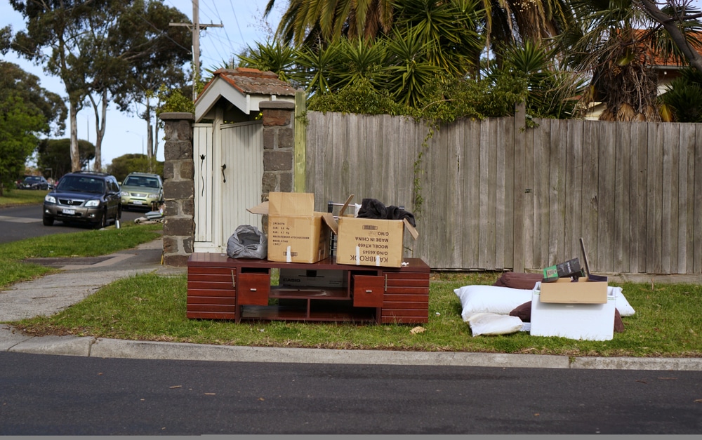 How is a Residential Curbside Pickup Scheduled?