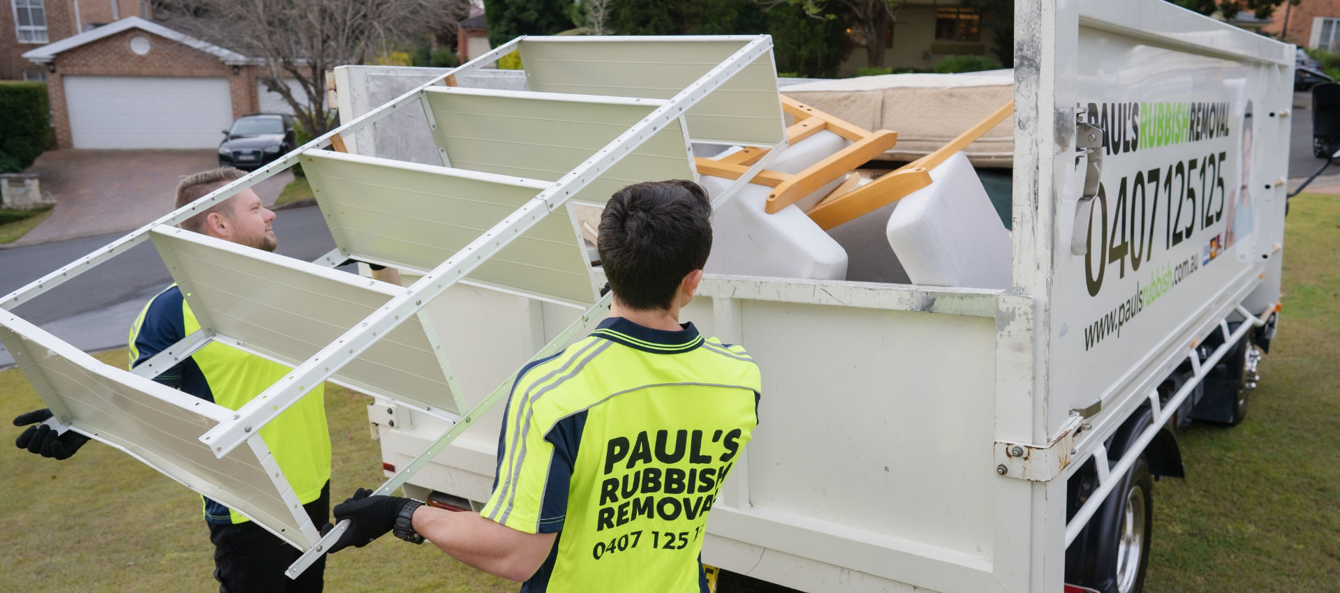 Removalist taking out shelf